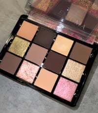 Image 4 of CTR GROUP Eye Shadow Palette Enigma