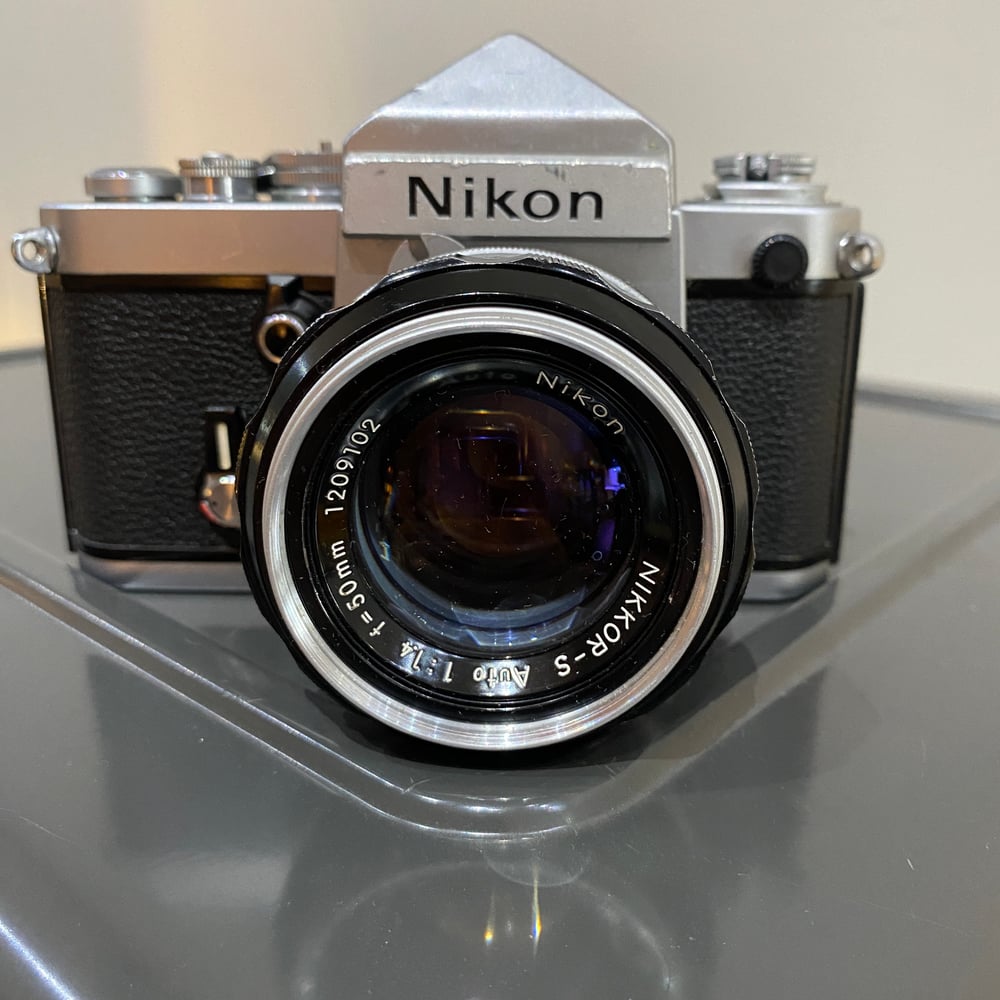 Image of Nikon F2 w/ DE-1 eye level prism, 50mm f1.4 lens (1006521/2003412)