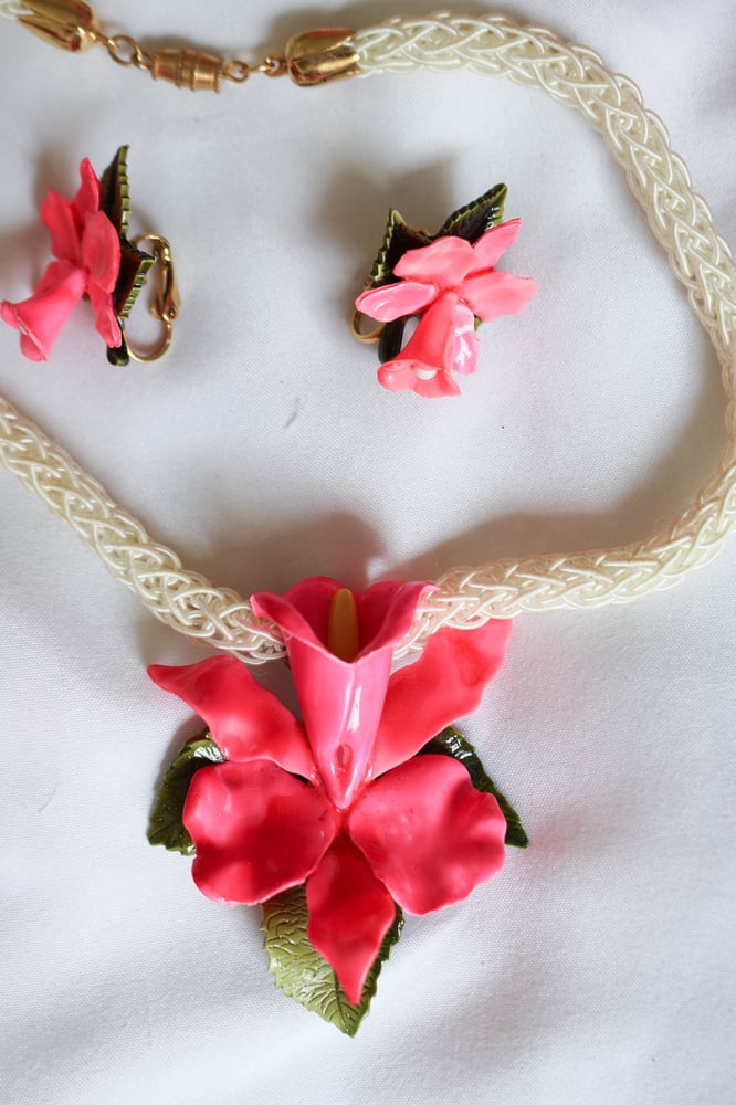 Image of Vintage Hot Pink Lily Costume Jewelry Set 