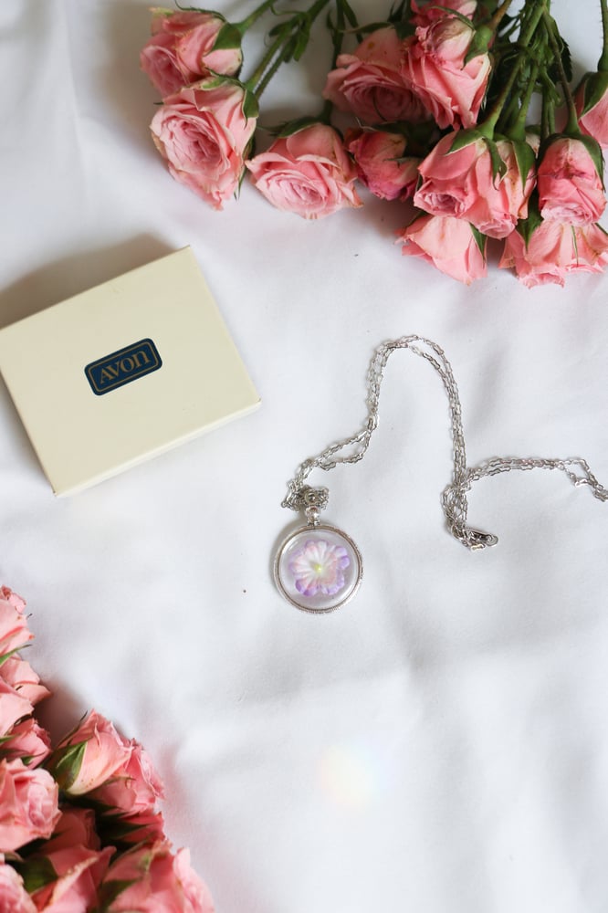Image of Vintage 80s Avon Collectors Flower Fairy Locket 