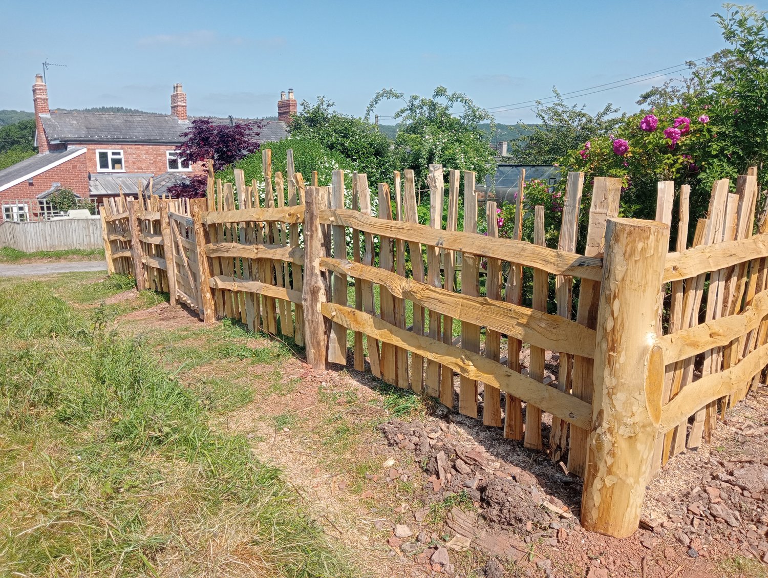 Cleft chestnut post and rail fencing | www.touch-wood