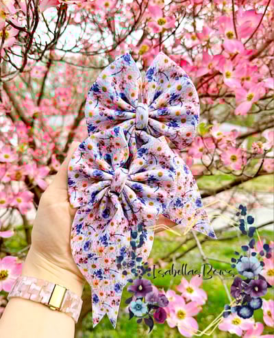 Image of May flower's