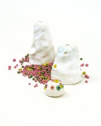 Image 2 of Midori Goto 'Gobstopper 3'. Original sculpture