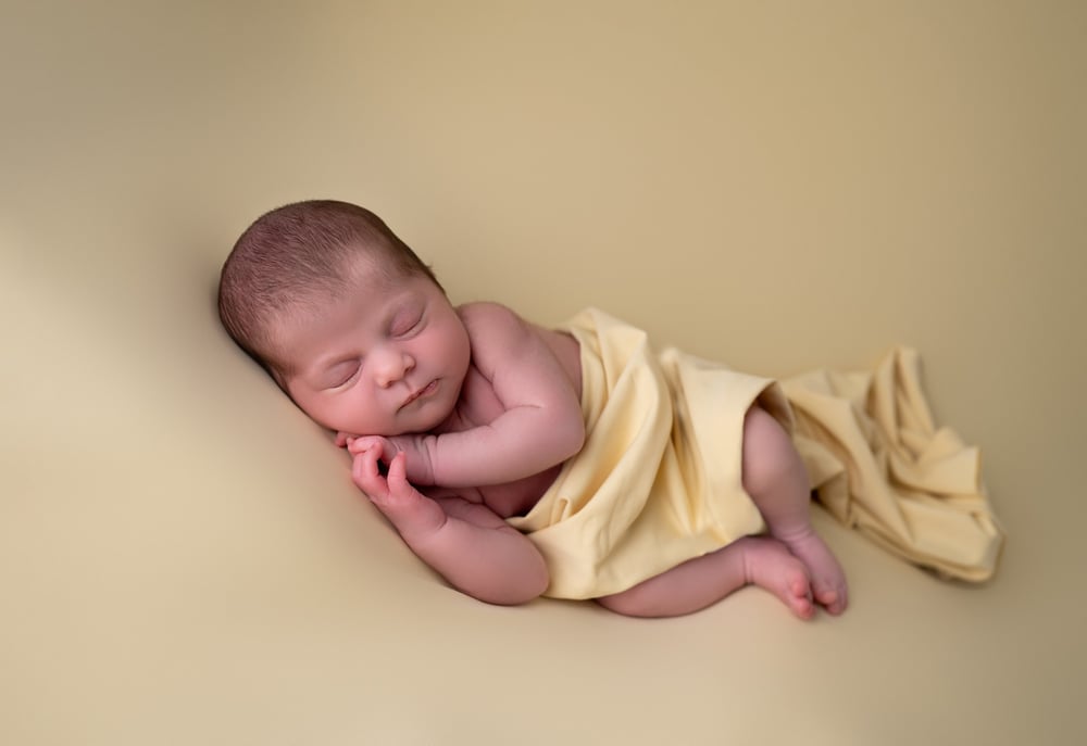 Image of Backdrop + wrap newborn JAUNE PÂLE 