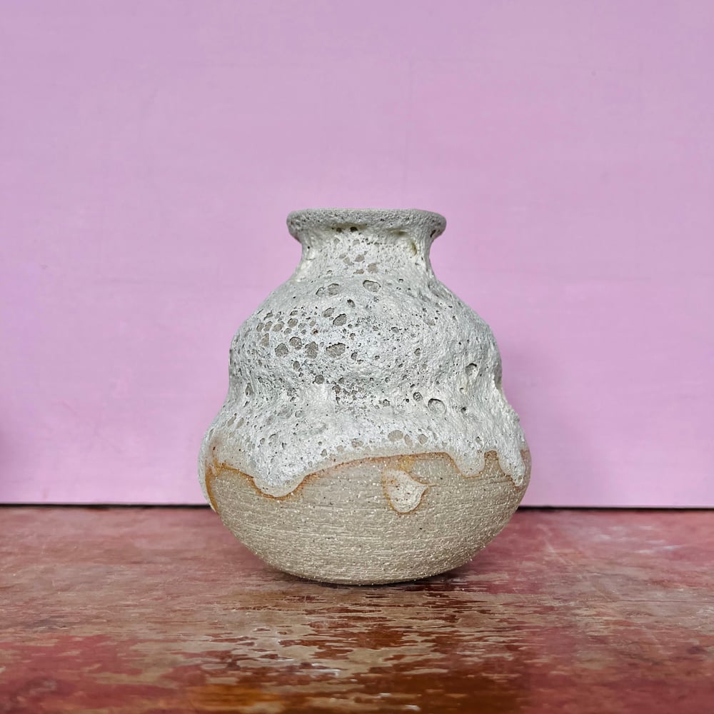 Image of Big shipwreck vase
