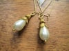 Classical Pearl Teardrop Laurel Leaf Earrings  