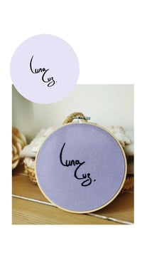 Image 4 of Broderie Logo