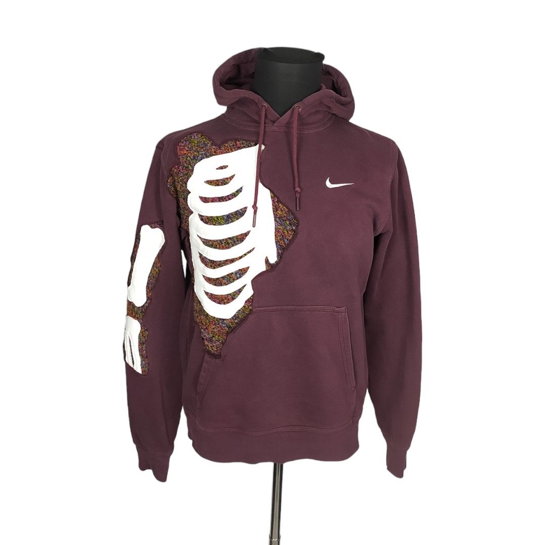 nike skull hoodie