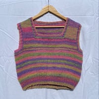 Image 3 of the PRIMROSE vest