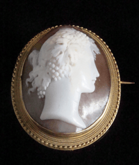 Image 3 of Edwardian carved cameo ladies head with grape headress