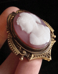 Image 4 of VICTORIAN 9CT YELLOW GOLD FINE QUALITY HARDSTONE CAMEO BROOCH
