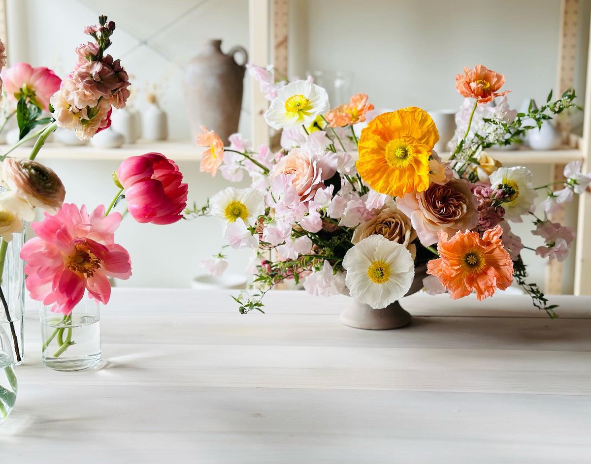 Image of Spring Blooms Watercolor Workshop (Illume Floral Studio)