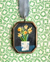 daffs in willow ware