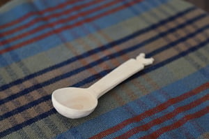 Image of Perched chicken coffee scoop
