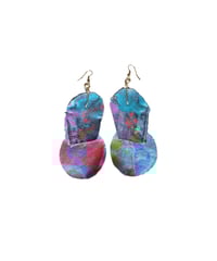 El Arte Crea Paz | Painted Denim Earrings
