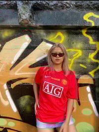Image 3 of Manchester United 07/08 Retro Home Jersey 