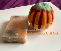 Image 2 of Eerie Equinox Gift Set Handmade Vegan Bathbomb Body Scrub Halloween Horror Spooky