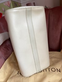 Image 4 of Louis Vuitton Cream Epi Leather Speedy 30