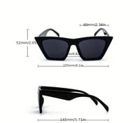 Image 3 of Catch ya sunglasses (black)