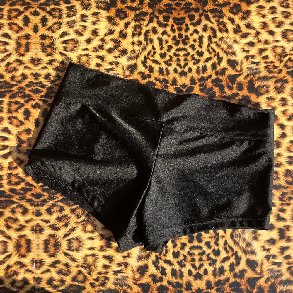 *:･Booty Shorts ☆ Black ੈ✩‧₊˚