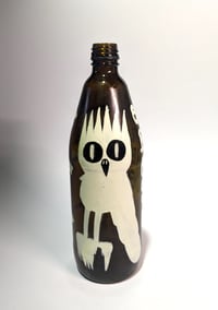 Dscreet painted bottle