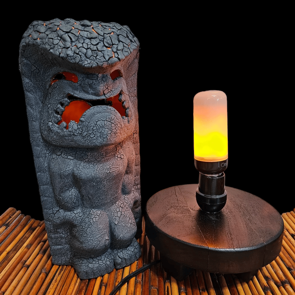 Double Sided Ceramic Ku Lamp with Flame Bulb Wood Base