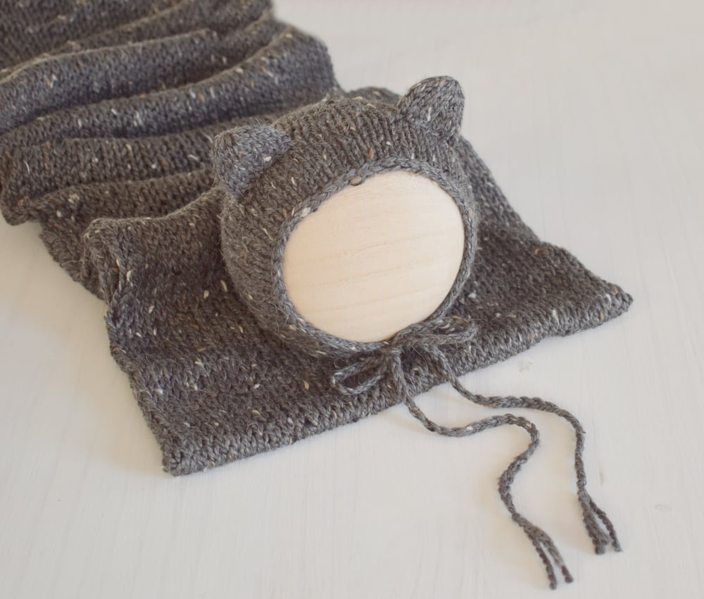 Image of Grey Tweed Bear Bonnet & Wrap