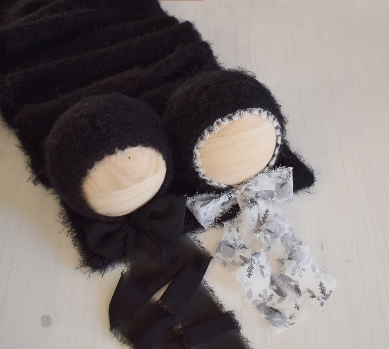 Image of Black Fuzzy Picot Bonnet & Wrap