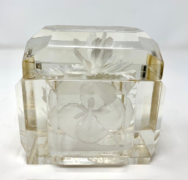 Image of Mini Victorian Lucite Box- Clear with Flowers