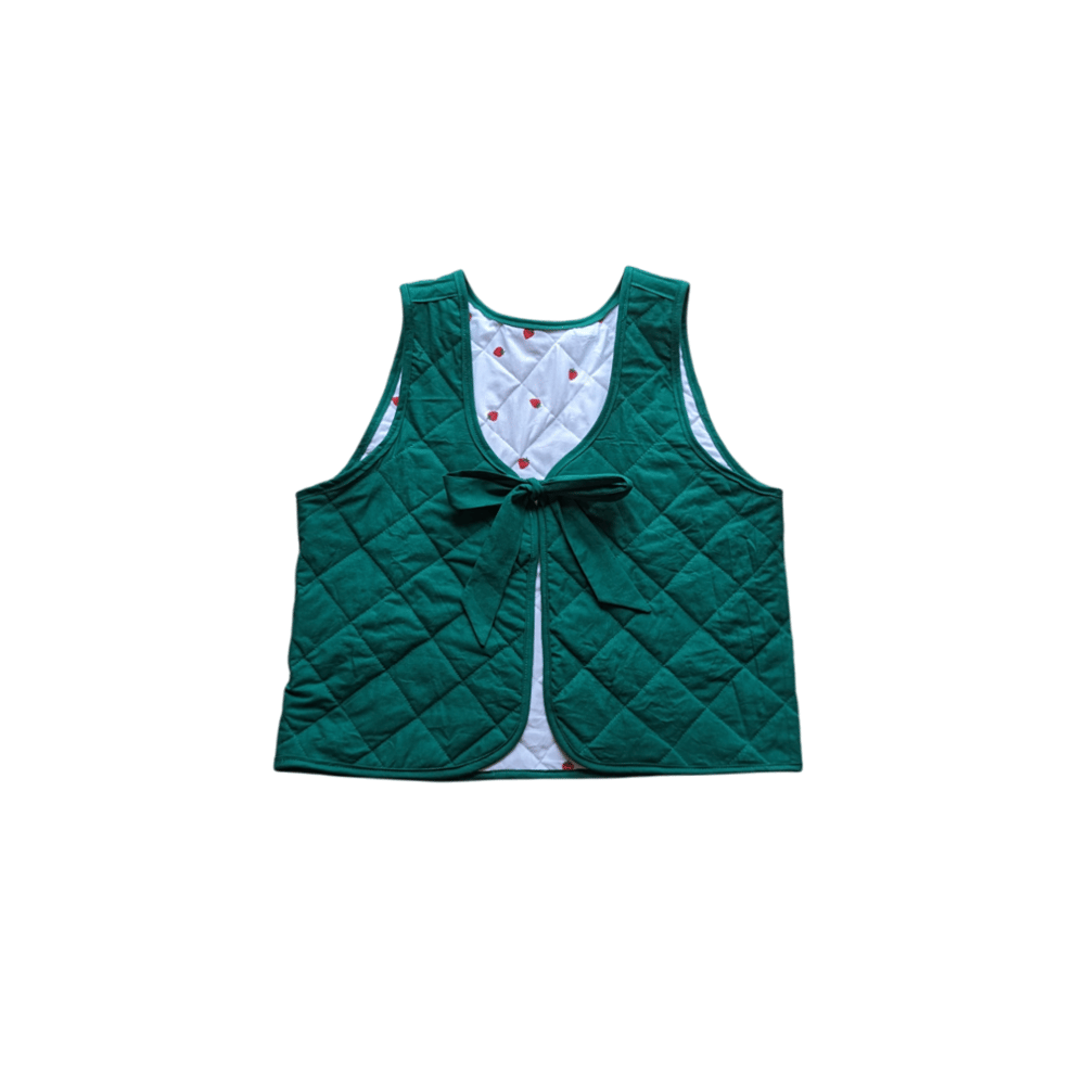 Image of CATCALL: THE STRAWBERRY REVERSIBLE QUILTED GILET
