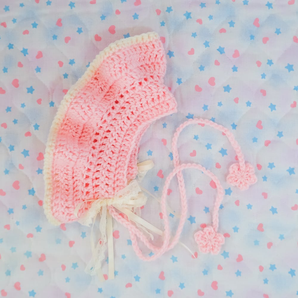 Crochet Ruffle Headdress: 02