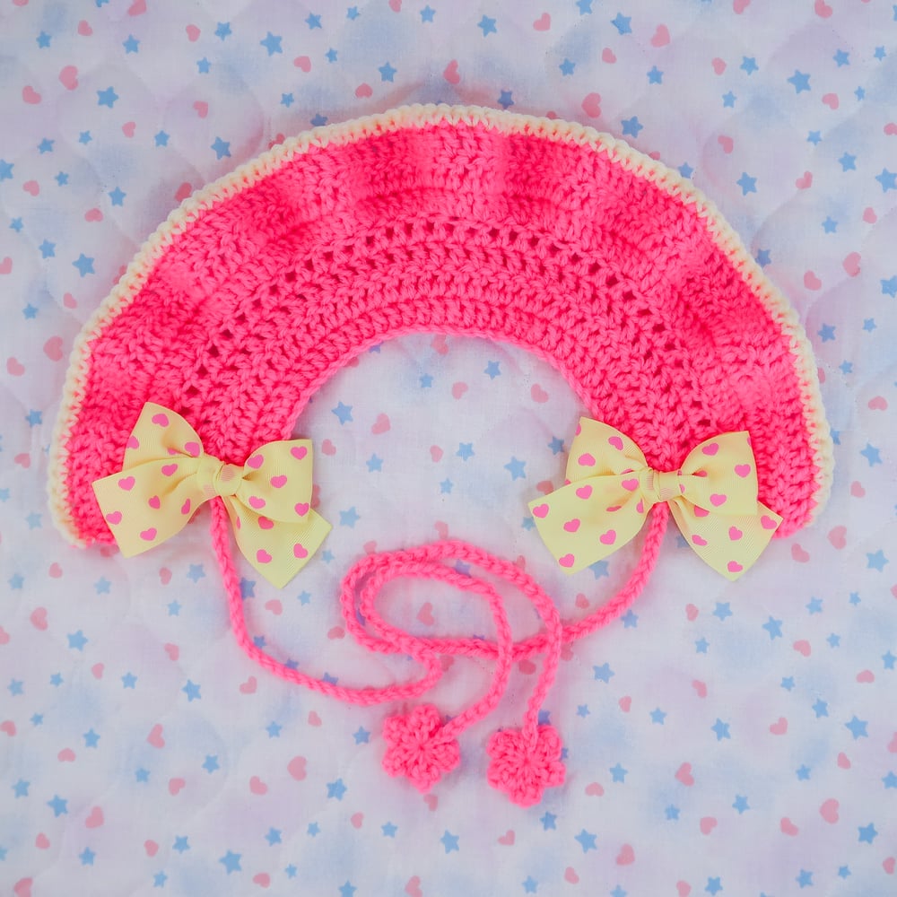 Crochet Ruffle Headdress: 03