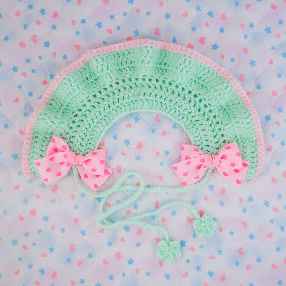 Crochet Ruffle Headdress: 06
