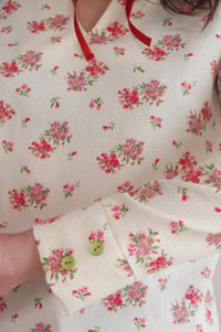 Image 4 of NEW---Blouse Bloom