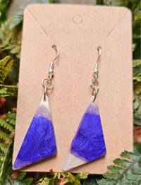 Image 4 of Triangular