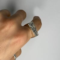 Image 5 of Signet Texture Wide