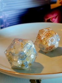 Image 2 of Ocean Away 30 mm oversized d20 and death save d20