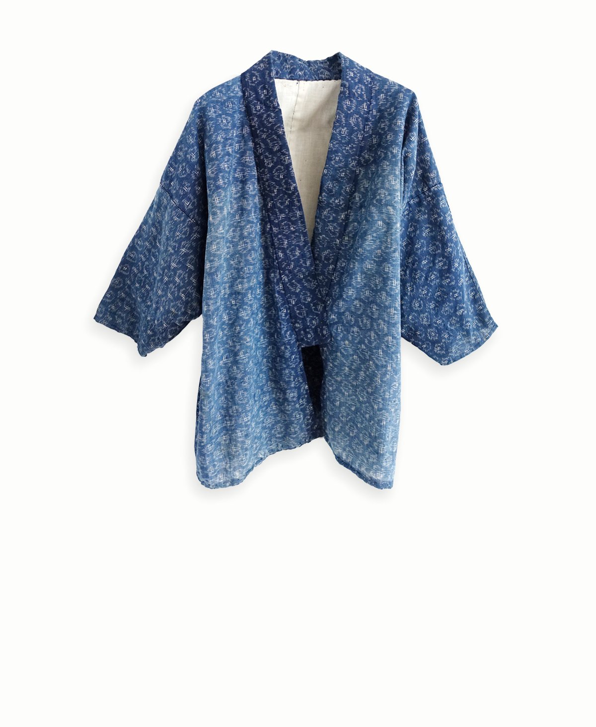 Image of Kort Indigoplante håndindfarvet kimono af bomuldshør, m. nistemønster