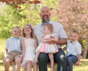 Image of Summer Family Mini Sessions (Outdoors) - Saturday, May 25th