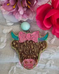 Image 1 of highland cow car freshie- vanilla bean marshmallow 
