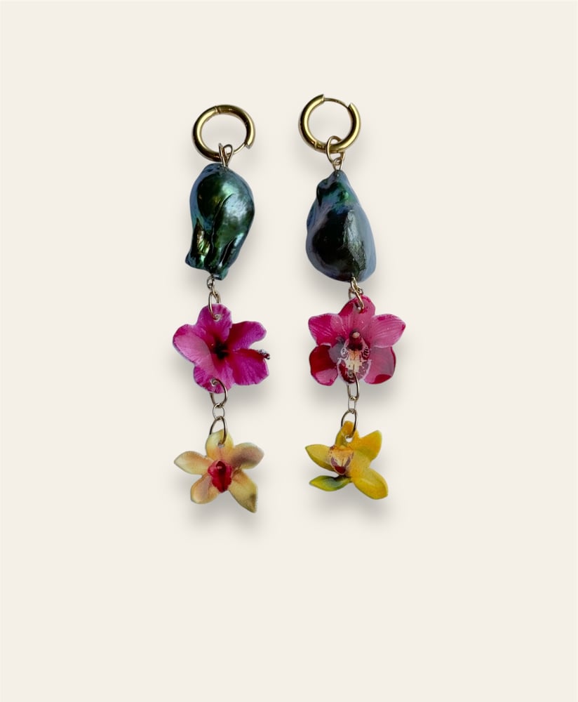 Image of green flowered girl earrings