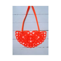 Image 2 of  ogrlica CVET - NEON MANDARINA .1 // BLOSSOM necklace - NEON MANDARINE .1