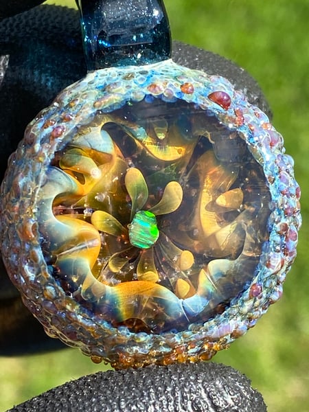 Image of Fume geode pendant with opal