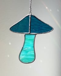 Image 3 of Stained Glass Mushroom – Wavy Teal-Blue / Marble Teal-Aqua (Small)