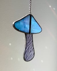 Image 2 of Stained Glass Mushroom – Bright Sheen-y Blue / Purple (Small)