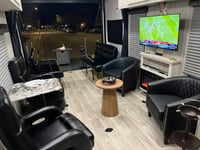 MOBILE CIGAR LOUNGE