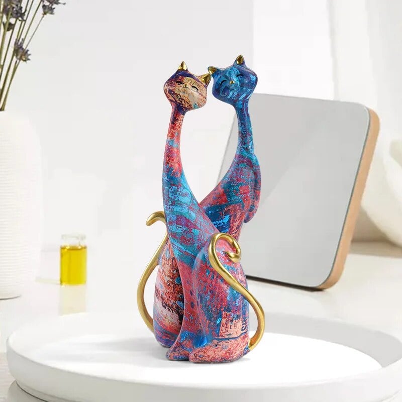 Colorful Cat Statue Oil Painting Cat Couple Sculptures Set Modern Resin Statue for Home Decor