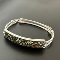 Image 3 of Daisy Garden Bracelet 