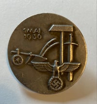 Image 1 of Inter-War (Nazi Germany) 1936 Nazi Party Labor Day Commemorative Badge - Original Issue