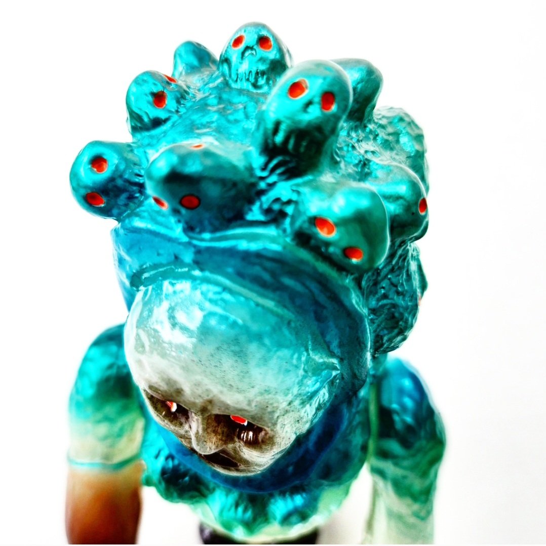 Image of COP-A-SQUAT TOYS painted UHB ZOARB one-off #2 GITD